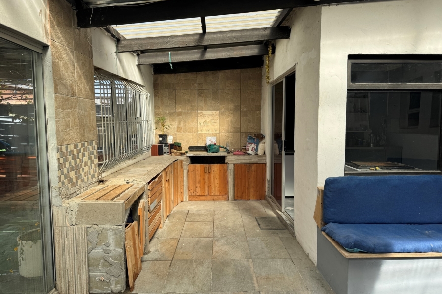 4 Bedroom Property for Sale in Malibu Village Western Cape